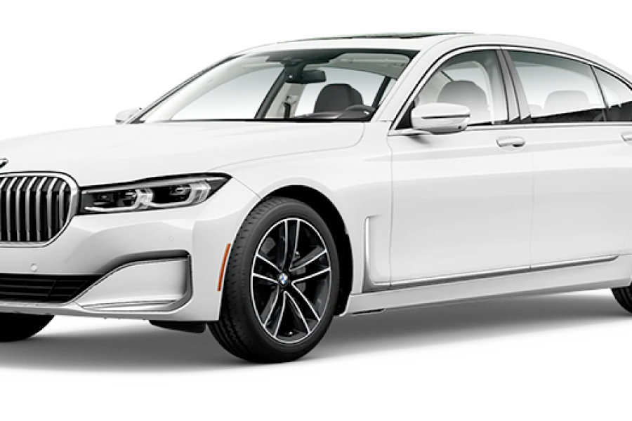 Arrival transfer by BMW 700