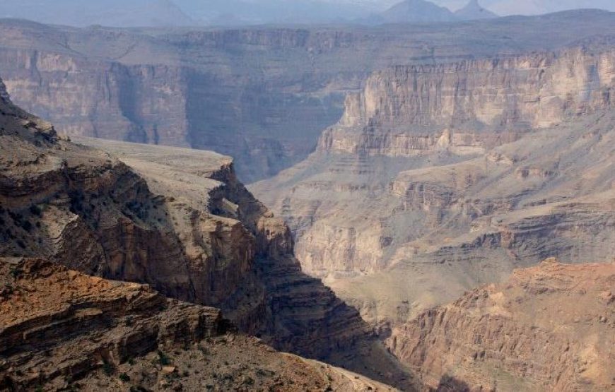 Wadi Bani Auf off-road, overnight at Jabal Akhdar Mountain (price for 3 OR 4 persons)